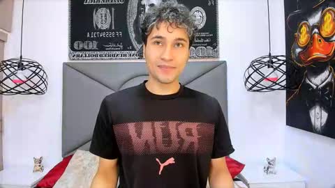 Snapshot of buddy_whitte chatting on 12.18.25 Buddy Whitte online show from 12.18.25