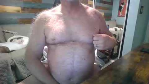 Snapshot of budnsocalii chatting on 04.25.26 Bud online show from 04.25.26