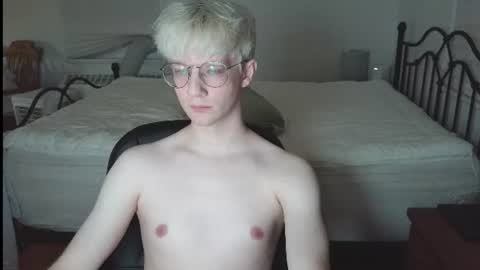 Snapshot of bugboy08 chatting on 06.25.26 bugboy08 online show from 06.25.26