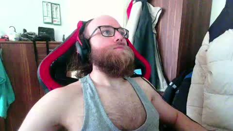 Snapshot of buhalteris chatting on 05.29.26 Lukas online show from 05.29.26