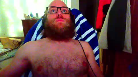 Snapshot of buhalteris chatting on 07.13.26 Lukas online show from 07.13.26