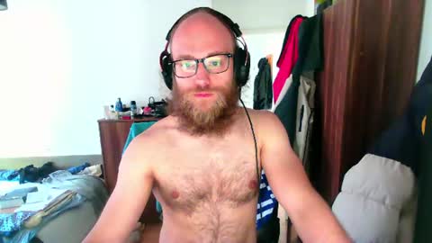 Snapshot of buhalteris chatting on 07.14.26 Lukas online show from 07.14.26