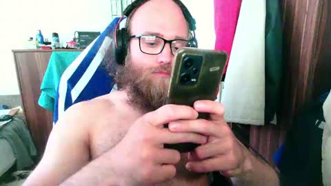 Snapshot of buhalteris chatting on 07.14.26 Lukas online show from 07.14.26