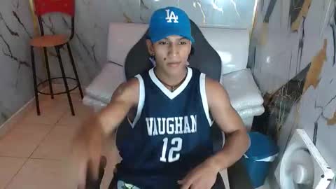 Snapshot of bull_cam chatting on 01.18.26 bull_cam online show from 01.18.26