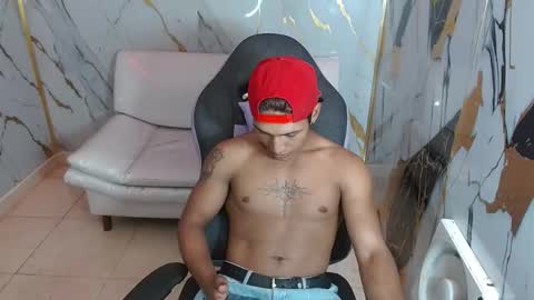 Snapshot of bull_cam chatting on 02.05.26 bull_cam online show from 02.05.26