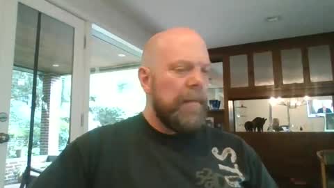 Snapshot of bulldog302w chatting on 06.25.26 bulldog302w online show from 06.25.26
