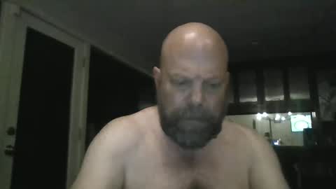 Snapshot of bulldog302w chatting on 06.28.26 bulldog302w online show from 06.28.26