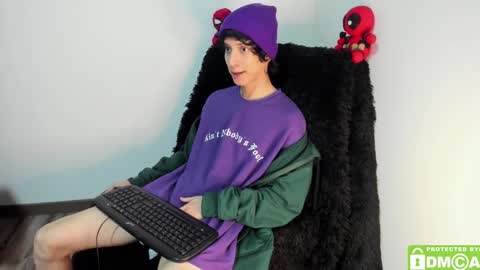 Snapshot of bumblubee chatting on 12.27.24 Tonny online show from 12.27.24