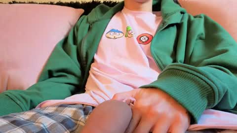 Snapshot of bumblubee chatting on 02.23.26 Tonny online show from 02.23.26