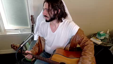 Snapshot of bumphreyhogart chatting on 03.06.25 bumphreyhogart online show from 03.06.25