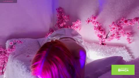 Kira online show from 02.05.26