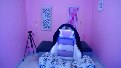 ... .          . ... online show from 11.30.25