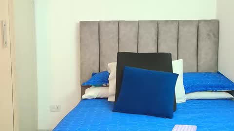 Snapshot of bunny_swtt chatting on 10.09.25 Carolina online show from 10.09.25