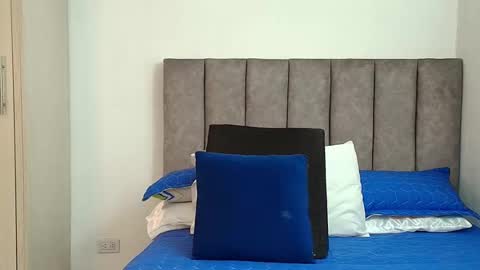 Snapshot of bunny_swtt chatting on 11.06.25 Carolina online show from 11.06.25