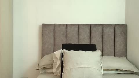 Snapshot of bunny_swtt chatting on 01.10.26 Carolina online show from 01.10.26