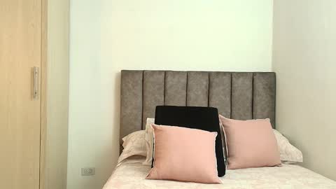 Snapshot of bunny_swtt chatting on 02.04.26 Carolina online show from 02.04.26