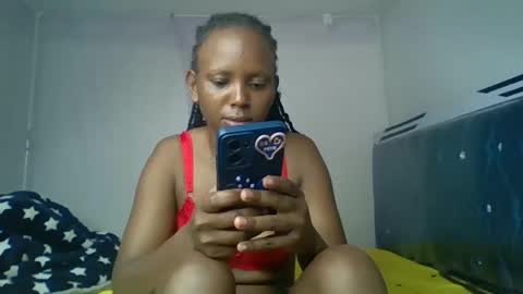 Snapshot of bunnydiva_ chatting on 04.25.26 bunnydiva_ online show from 04.25.26