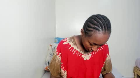 Snapshot of bunnygurl_ chatting on 11.18.25 bunnygurl online show from 11.18.25