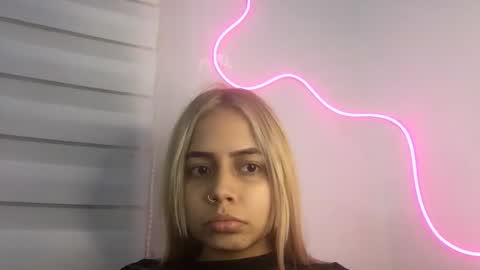 bunnylove_07 online show from 01.12.26