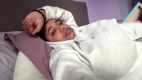 Snapshot of bunnyslittlecum chatting on 11.21.25 Bunnygirl Onyx online show from 11.21.25