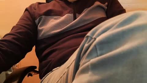 Hairy Arabian online show from 12.19.24