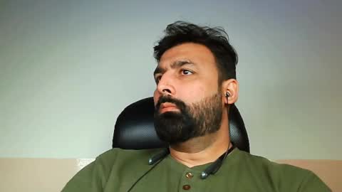 Hairy Arabian online show from 02.04.25