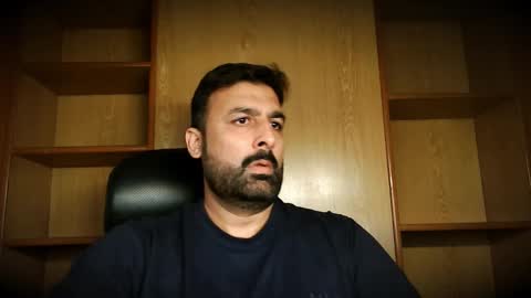 Hairy Arabian online show from 11.17.25