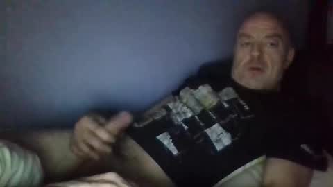 burnleyguy1977 online show from 04.08.26