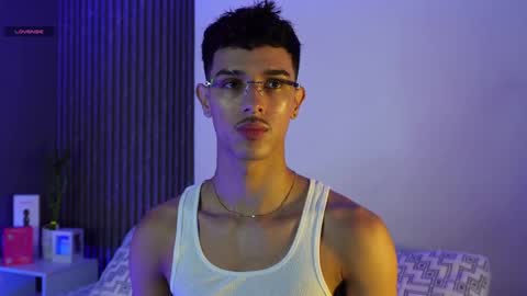 Buster independent model online show from 09.15.25