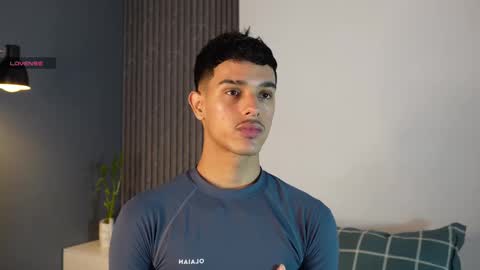 Buster independent model online show from 09.19.25