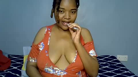 busty kenzi online show from 07.10.26
