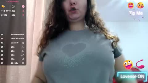 Snapshot of bustyemma chatting on 03.18.26 Emma online show from 03.18.26