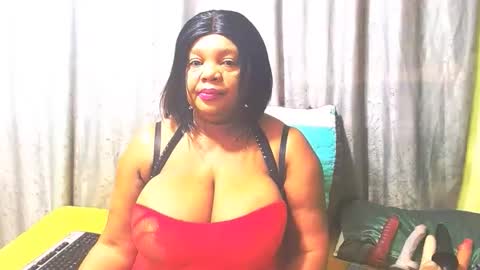 bustymaturestepmum online show from 05.24.26