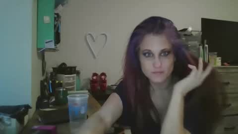 busybee83 online show from 01.14.26