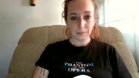 Snapshot of butcherbaby92 chatting on 11.06.25 butcherbaby online show from 11.06.25