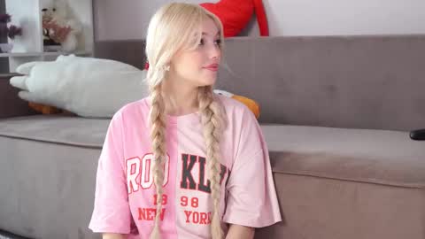 butteflai online show from 03.18.26