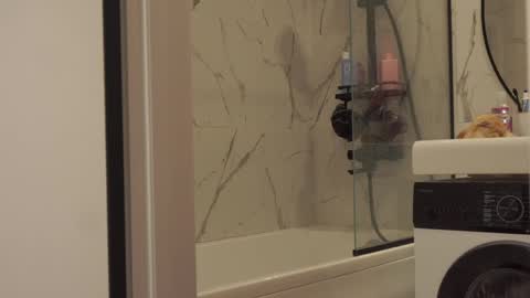 butteflai online show from 04.01.26