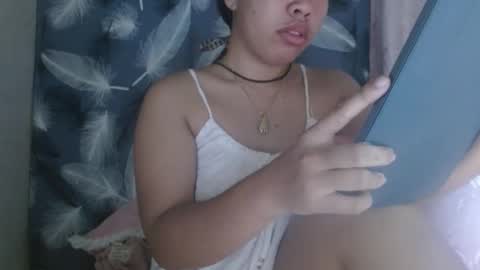 Snapshot of buttygirl18 chatting on 02.14.25 maya online show from 02.14.25