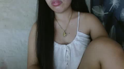 Snapshot of buttygirl18 chatting on 02.15.25 maya online show from 02.15.25