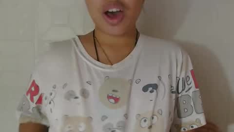 Snapshot of buttygirl18 chatting on 02.20.25 maya online show from 02.20.25