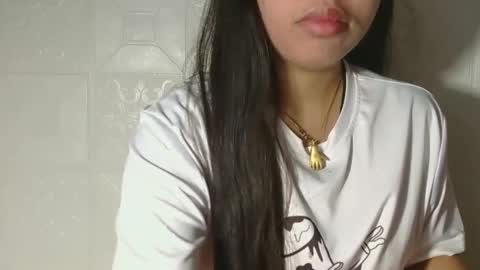 Snapshot of buttygirl18 chatting on 02.28.25 maya online show from 02.28.25