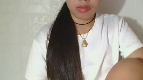 Snapshot of buttygirl18 chatting on 03.04.25 maya online show from 03.04.25