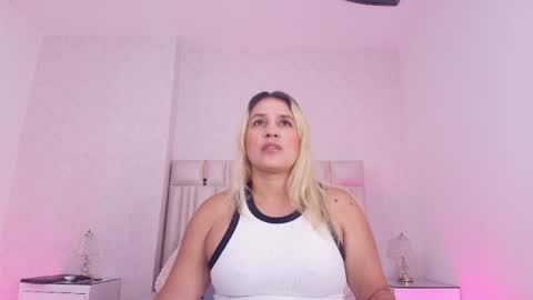 Carolina online show from 04.12.26