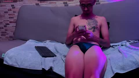 Snapshot of c_ooll01 chatting on 04.21.26 Alexis Eric - Independent Model online show from 04.21.26