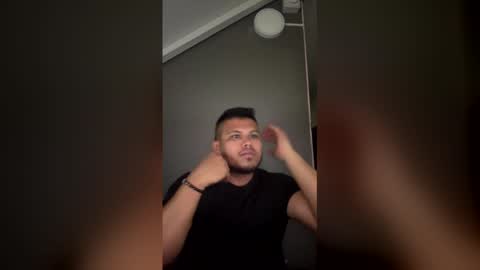 Snapshot of caballero_____ chatting on 04.02.26 INSTAGRAM CABALLERO 1998 online show from 04.02.26
