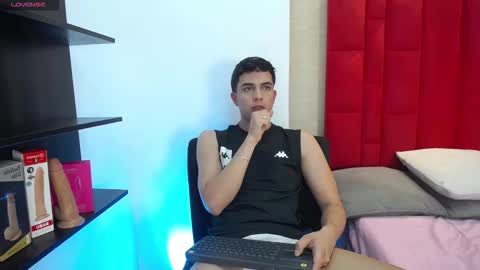 Snapshot of cady_hot chatting on 12.04.25 Cady online show from 12.04.25