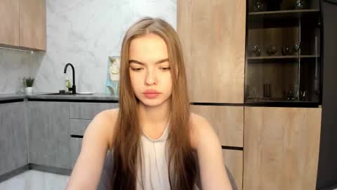 Snapshot of caelestiss chatting on 11.20.25 Lita online show from 11.20.25