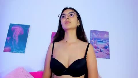 Snapshot of cailin_dione chatting on 04.18.26 cailin_dione online show from 04.18.26