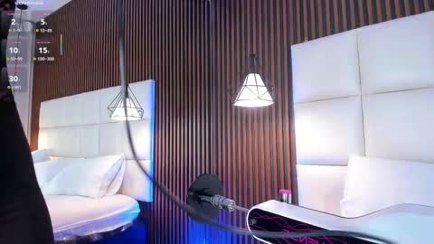 Snapshot of cailynbrowm chatting on 11.13.25 CailynBrown online show from 11.13.25