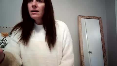 Caitie Citrine online show from 12.09.24